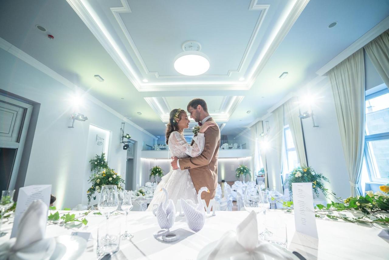 Отель Salon Missen Тренчианске-Теплице Экстерьер фото